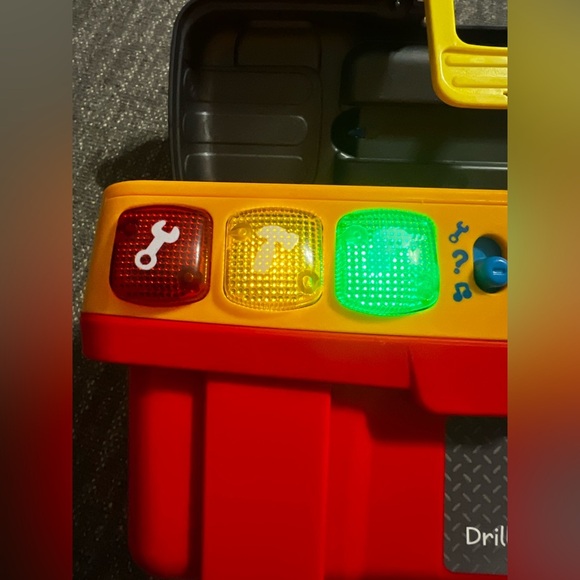 Vtech Kids Drill & Learn Toolbox Pro with Accessories - Picture 11 of 11